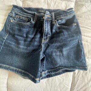 Judy Blue Medium shorts